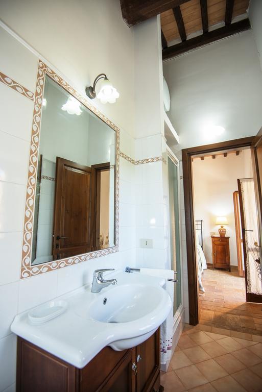 Agriturismo Olmo Bello Capodimonte Buitenkant foto