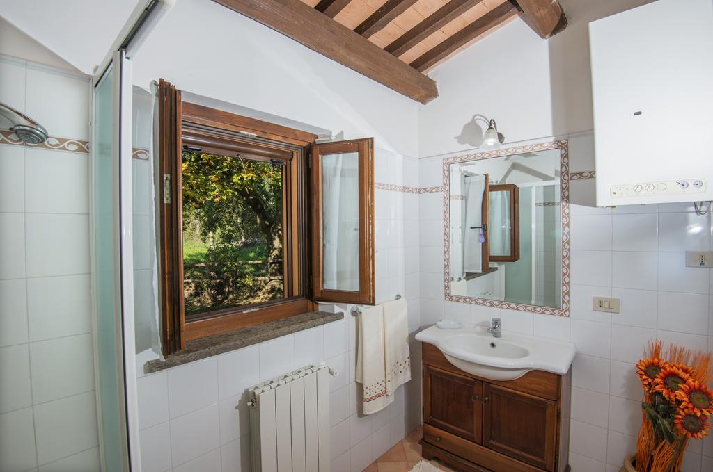 Agriturismo Olmo Bello Capodimonte Buitenkant foto